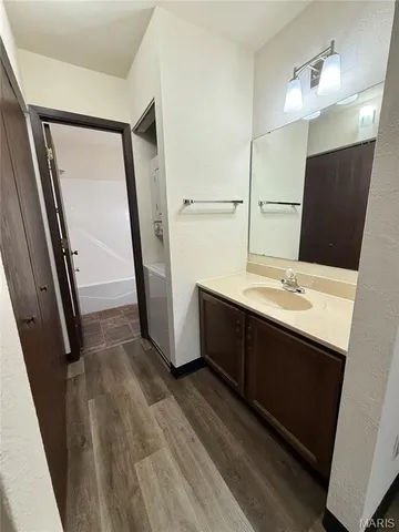 $825 | 145 Ashley Drive, Fairview Heights, IL 62208