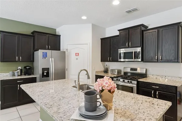 $3,200 | 5289 Oakbourne Avenue, Davenport, FL 33837