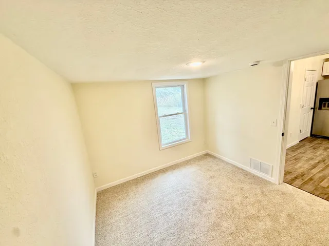 $109,000 | 614 Garfield Avenue, Albert Lea, MN 56007