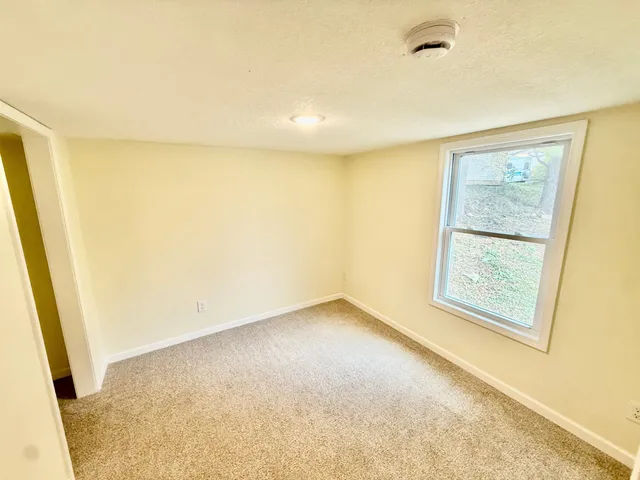 $109,000 | 614 Garfield Avenue, Albert Lea, MN 56007