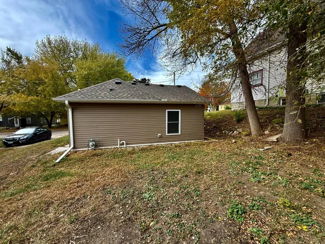 $109,000 | 614 Garfield Avenue, Albert Lea, MN 56007