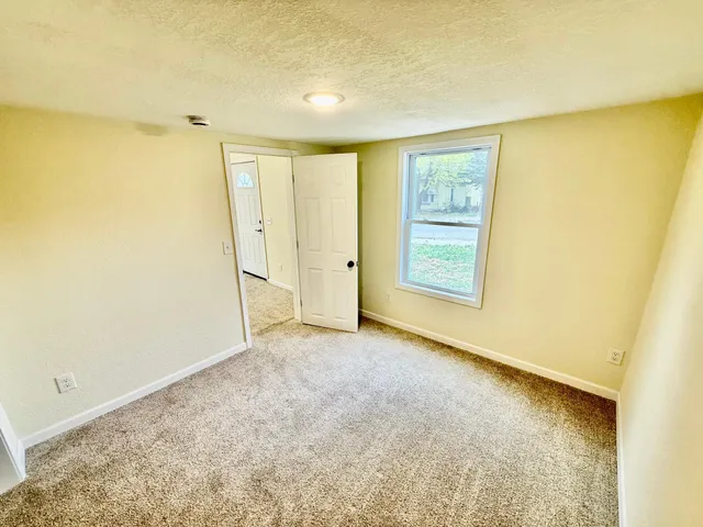 $109,000 | 614 Garfield Avenue, Albert Lea, MN 56007