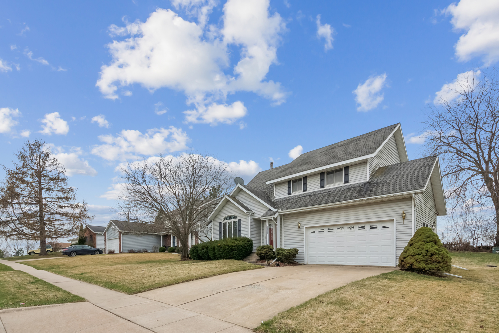 3222 Tower Court Clinton, IA 52732 - Photo 2 of 28
