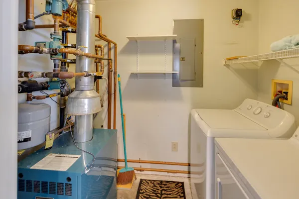 $635,000 | 5 Hillside Circle, Unit 1, Lincoln, NH 03251