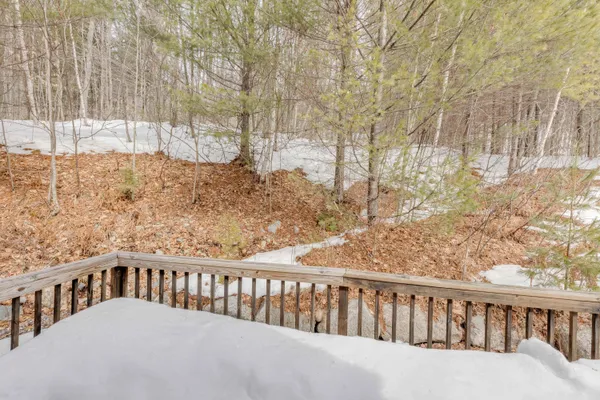 $635,000 | 5 Hillside Circle, Unit 1, Lincoln, NH 03251