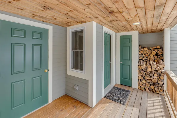 $635,000 | 5 Hillside Circle, Unit 1, Lincoln, NH 03251