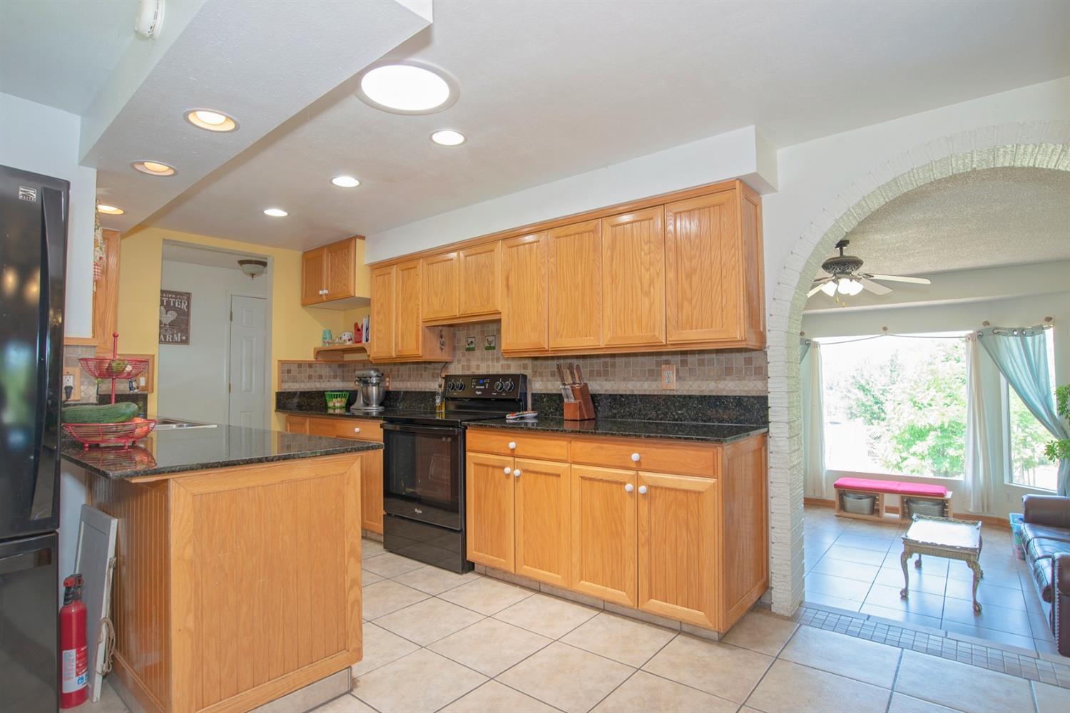 5595 Kane Creek Road Central Point, OR 97502 - Photo 21 of 30 Additional Photo