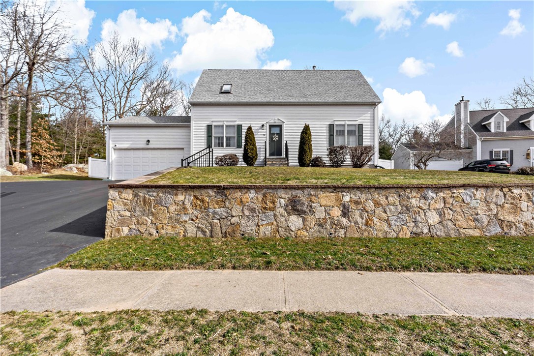 50 Cobblestone Terrace Coventry, RI 02816 - Photo 2 of 44