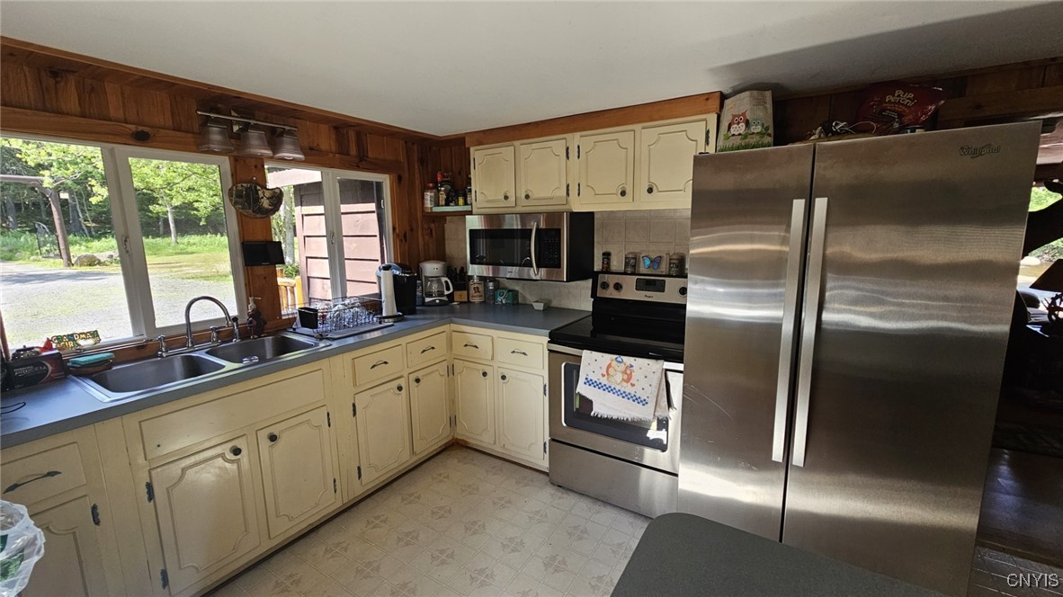 99 Deer Hollow Road Forestport, NY 13338 - Photo 13 of 42