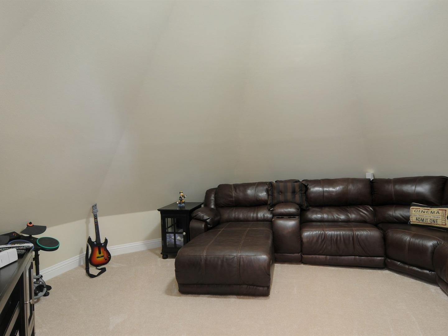 10035 Burchell Road Gilroy, CA 95020 - Photo 36 of 55
