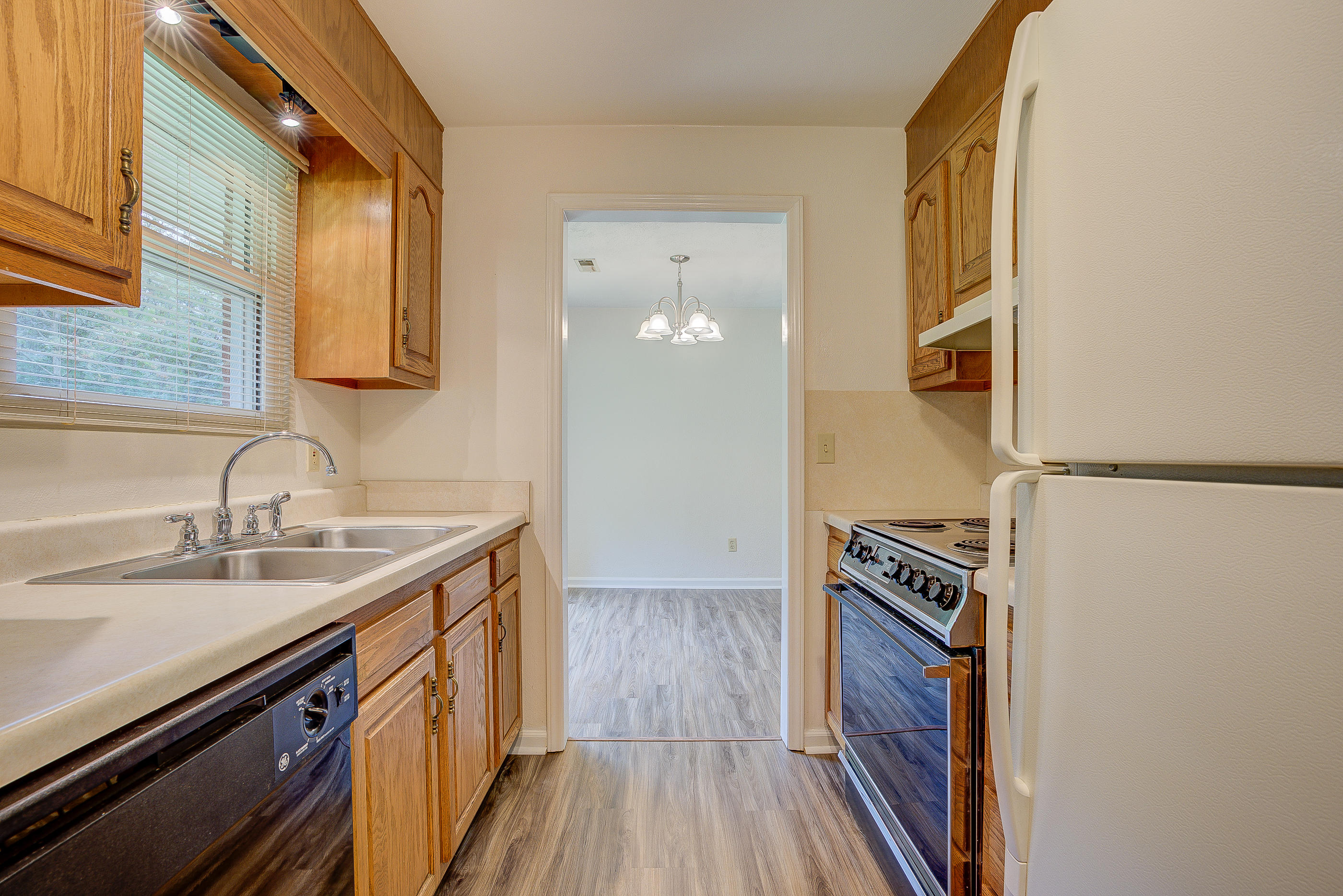 6033 Country Homes Road Roanoke, VA 24018 - Photo 15 of 30 33