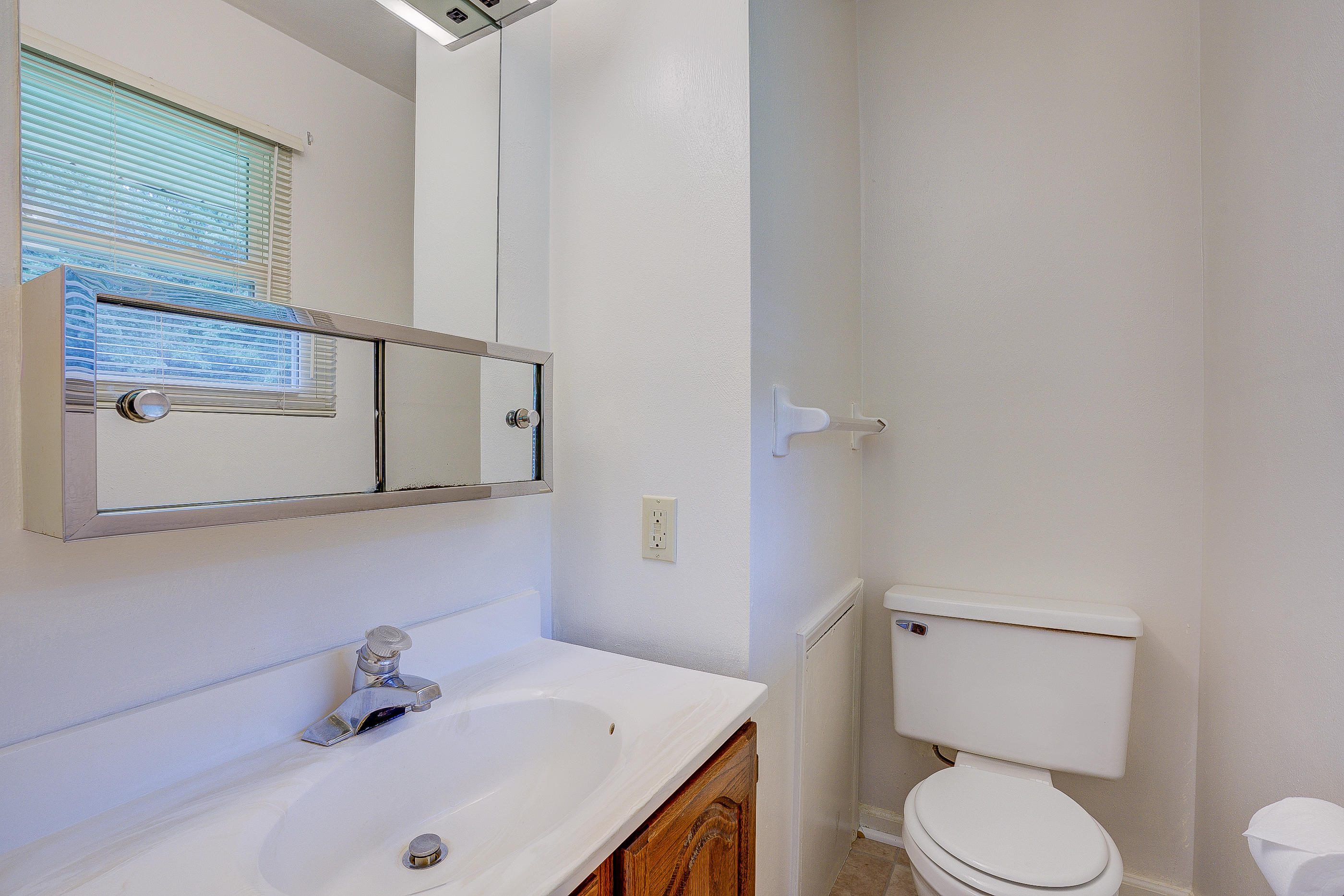 6033 Country Homes Road Roanoke, VA 24018 - Photo 24 of 30 54