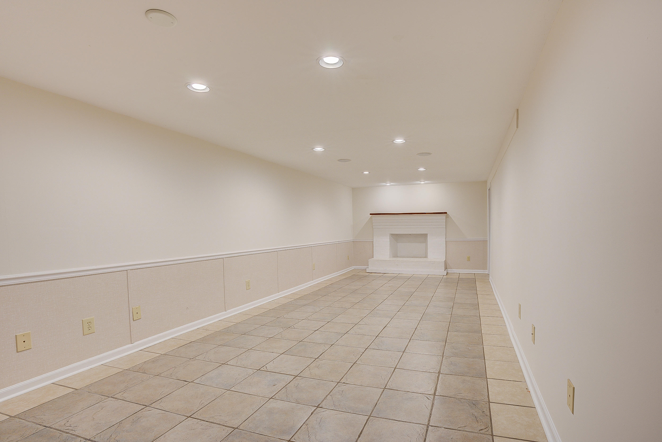 6033 Country Homes Road Roanoke, VA 24018 - Photo 25 of 30 60