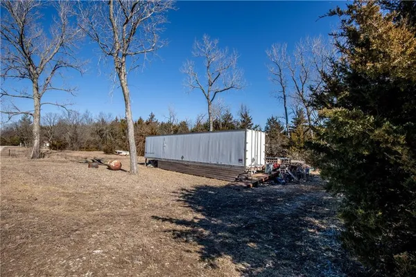 $5,000 | 66 North Lakeview Drive, Pleasanton, KS 66075