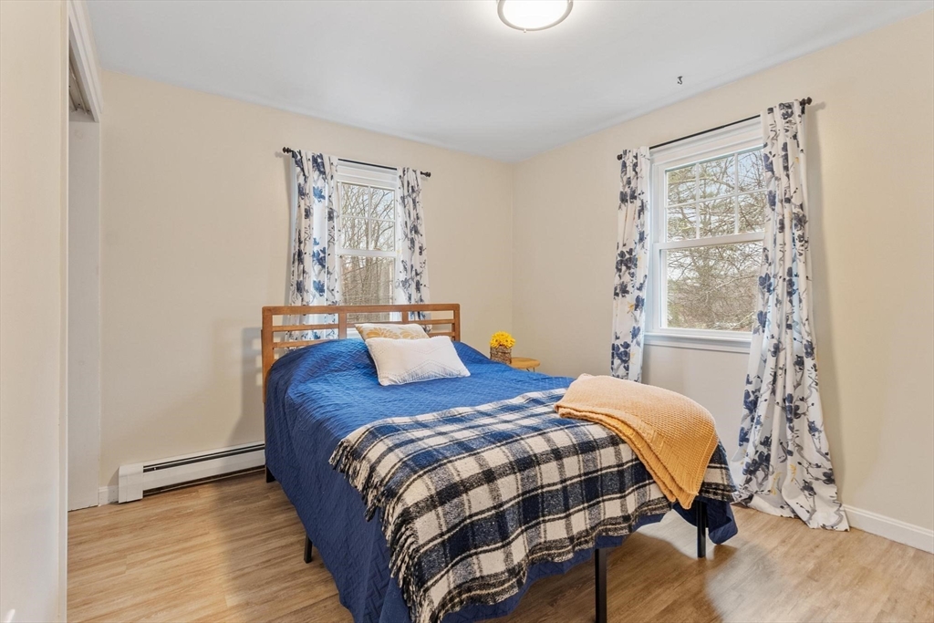 225 Leominster Road Lunenburg, MA 01462 - Photo 15 of 38