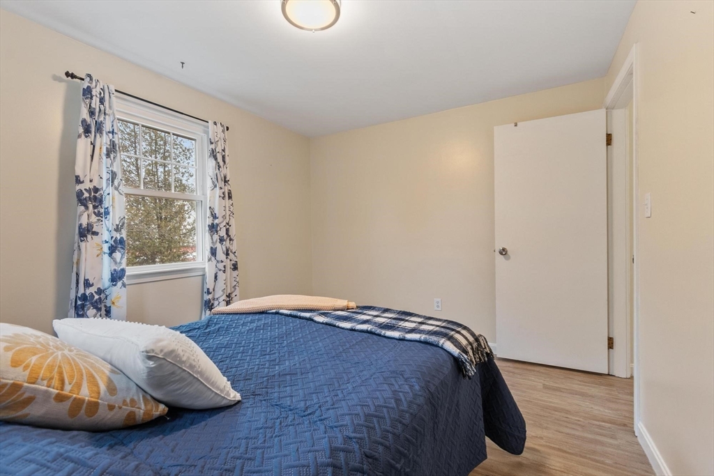 225 Leominster Road Lunenburg, MA 01462 - Photo 19 of 38