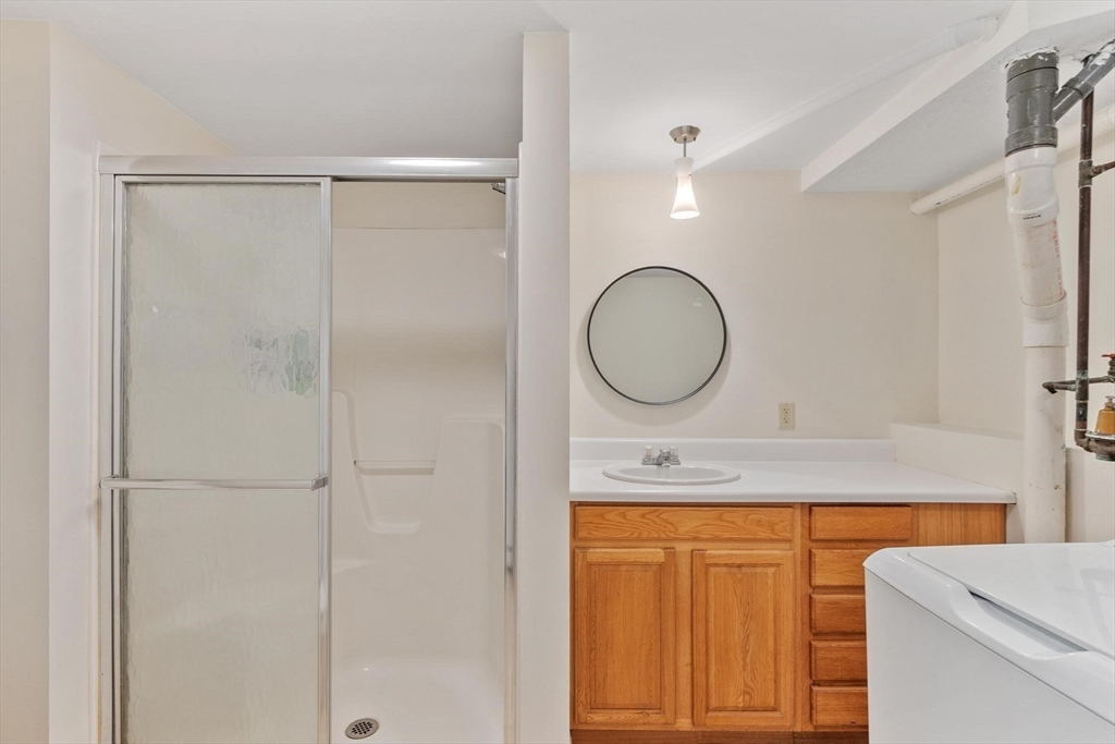 225 Leominster Road Lunenburg, MA 01462 - Photo 24 of 38