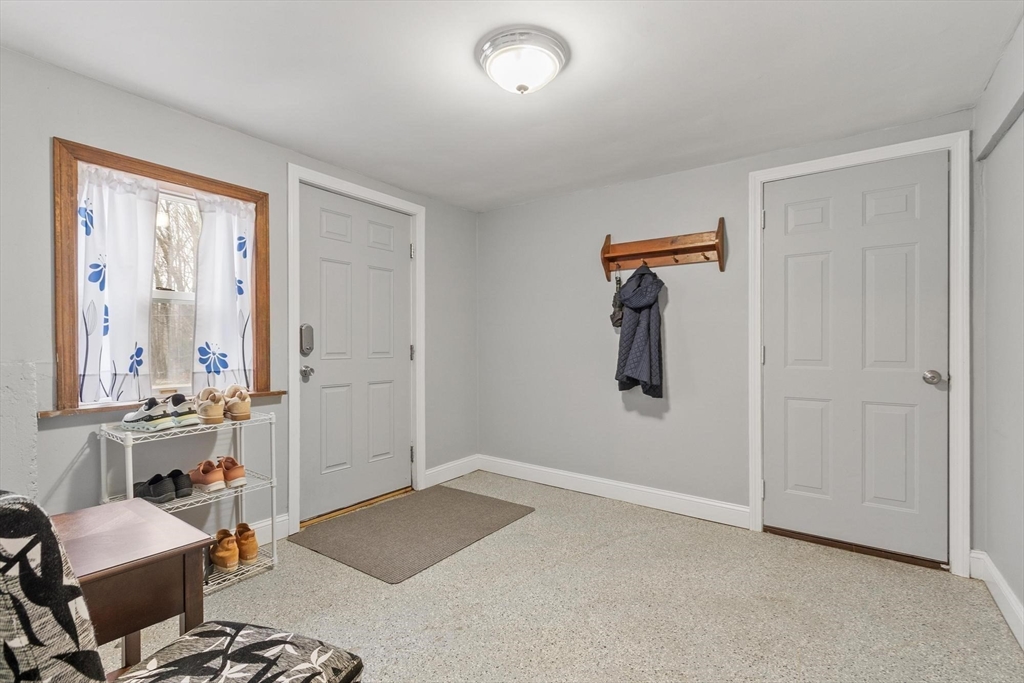 225 Leominster Road Lunenburg, MA 01462 - Photo 27 of 38