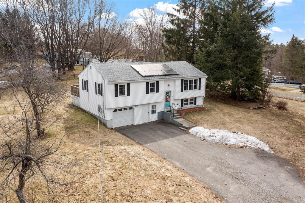 225 Leominster Road Lunenburg, MA 01462 - Photo 3 of 38