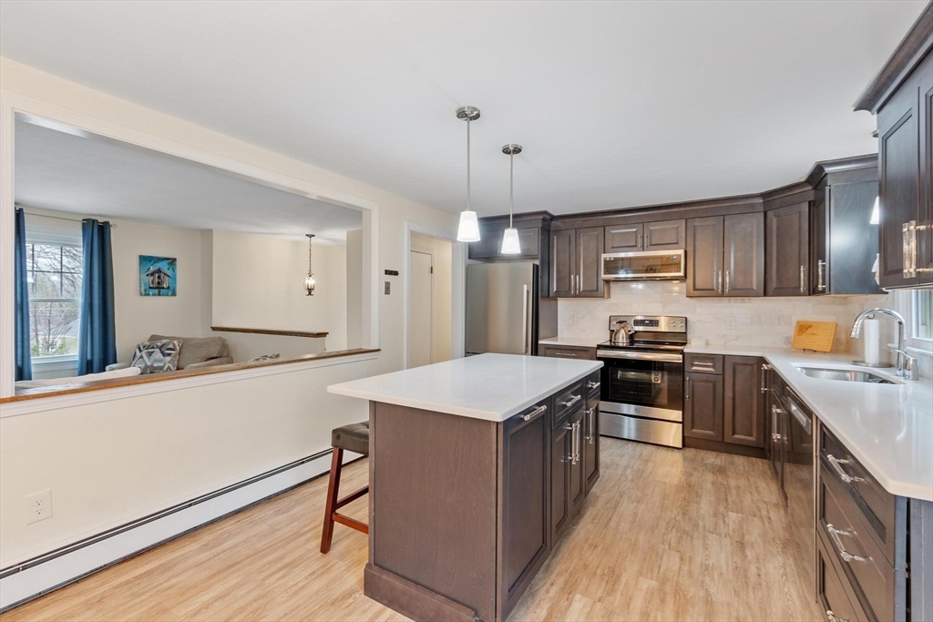 225 Leominster Road Lunenburg, MA 01462 - Photo 7 of 38