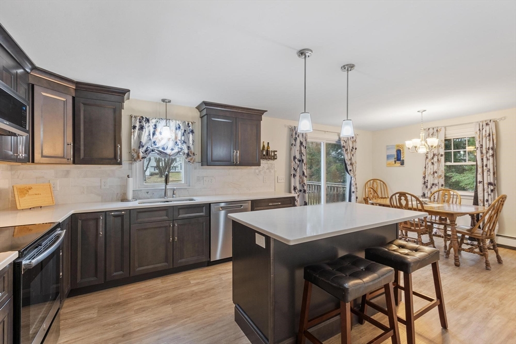 225 Leominster Road Lunenburg, MA 01462 - Photo 8 of 38