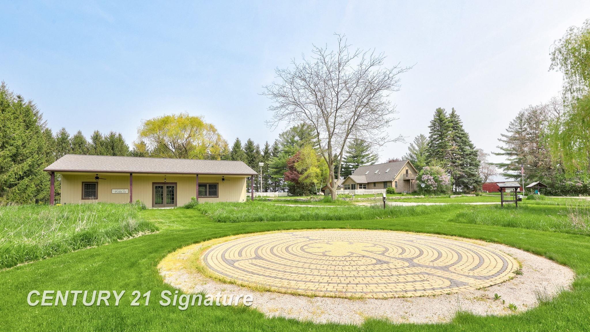 720 Pt Crescent Rd Port Port Austin, MI 48467 - Photo 47 of 79