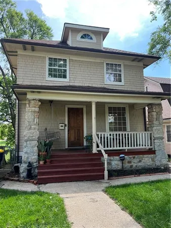 $345,000 | 4009 Locust Street, Kansas City, MO 64110