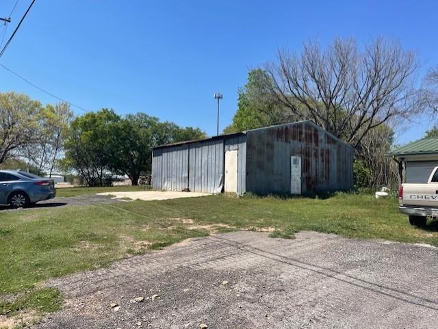 604 Goshen Road Springtown, TX 76082 - Photo 4 of 5