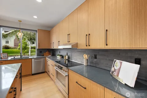 $1,230,000 | 3305 South Hanford Street, Seattle, WA 98144