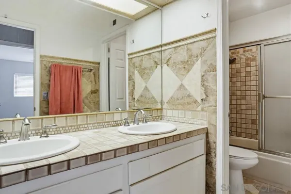 $1,495,000 | 11753 Avenida Sivrita, San Diego, CA 92128