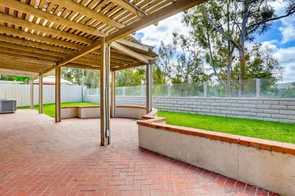 $1,495,000 | 11753 Avenida Sivrita, San Diego, CA 92128