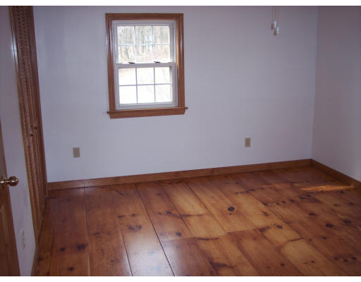 230 Pierce Road West Brookfield, MA 01585 - Photo 4 of 12 Gallery Image 4