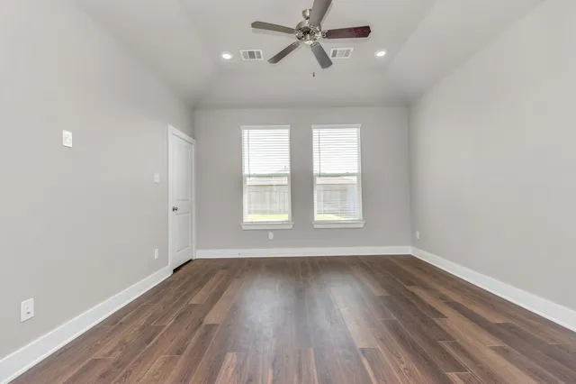 $2,522 | 10526 Moon Valley Lane, Rosharon, TX 77583