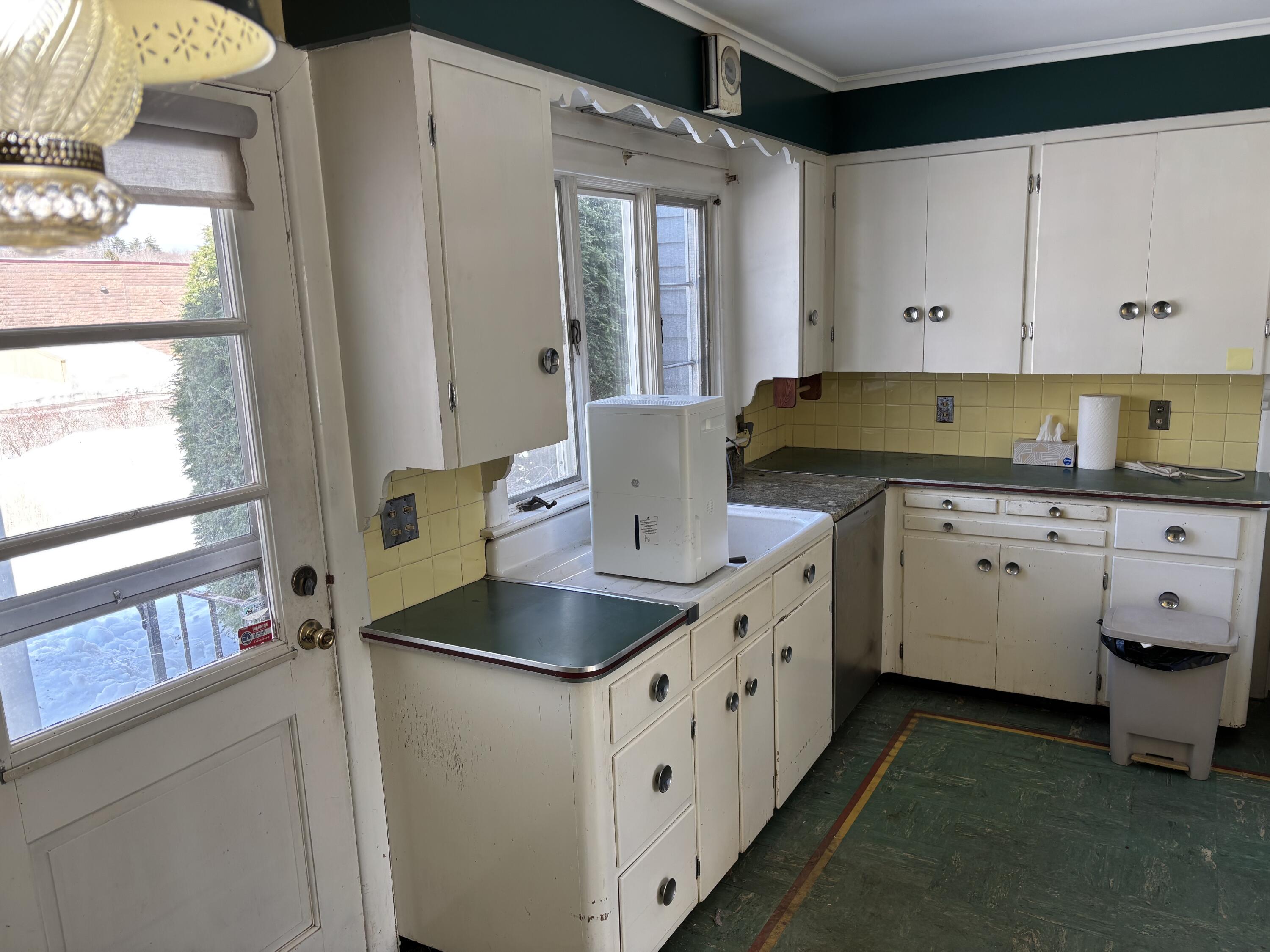 280 Alfred Street Biddeford, ME 04005 - Photo 13 of 59 IMG_4750