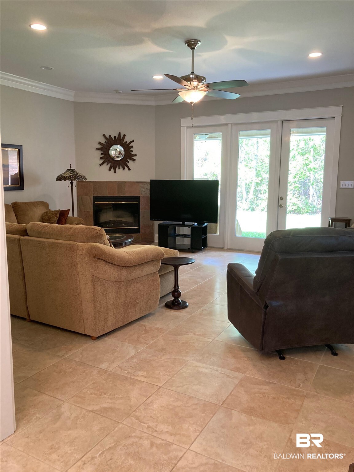 8900 Bay Point Drive Elberta, AL 36530 - Photo 3 of 12