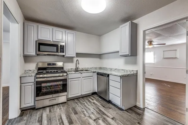 $1,650 | 4256 Standish Road, Fort Worth, TX 76133