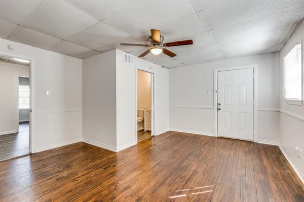 $1,650 | 4256 Standish Road, Fort Worth, TX 76133