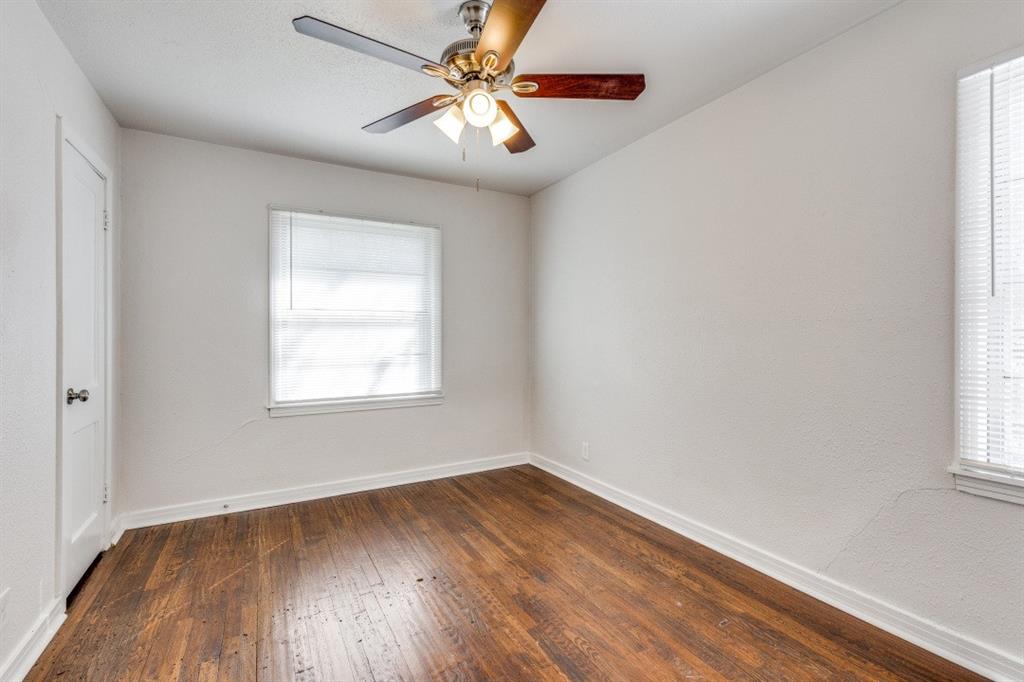 4256 Standish Road Fort Worth, TX 76133 - Photo 7 of 12