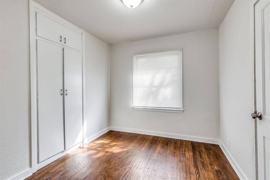 4256 Standish Road Fort Worth, TX 76133 - Photo 8 of 12