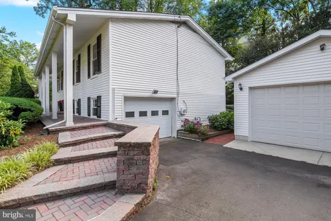 $775,000 | 1908 Dulaney Place, Annapolis, MD 21409