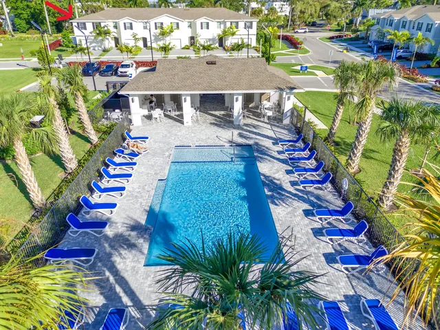 $3,250 | 4246 Lagoon Shore Drive, Lake Worth, FL 33467