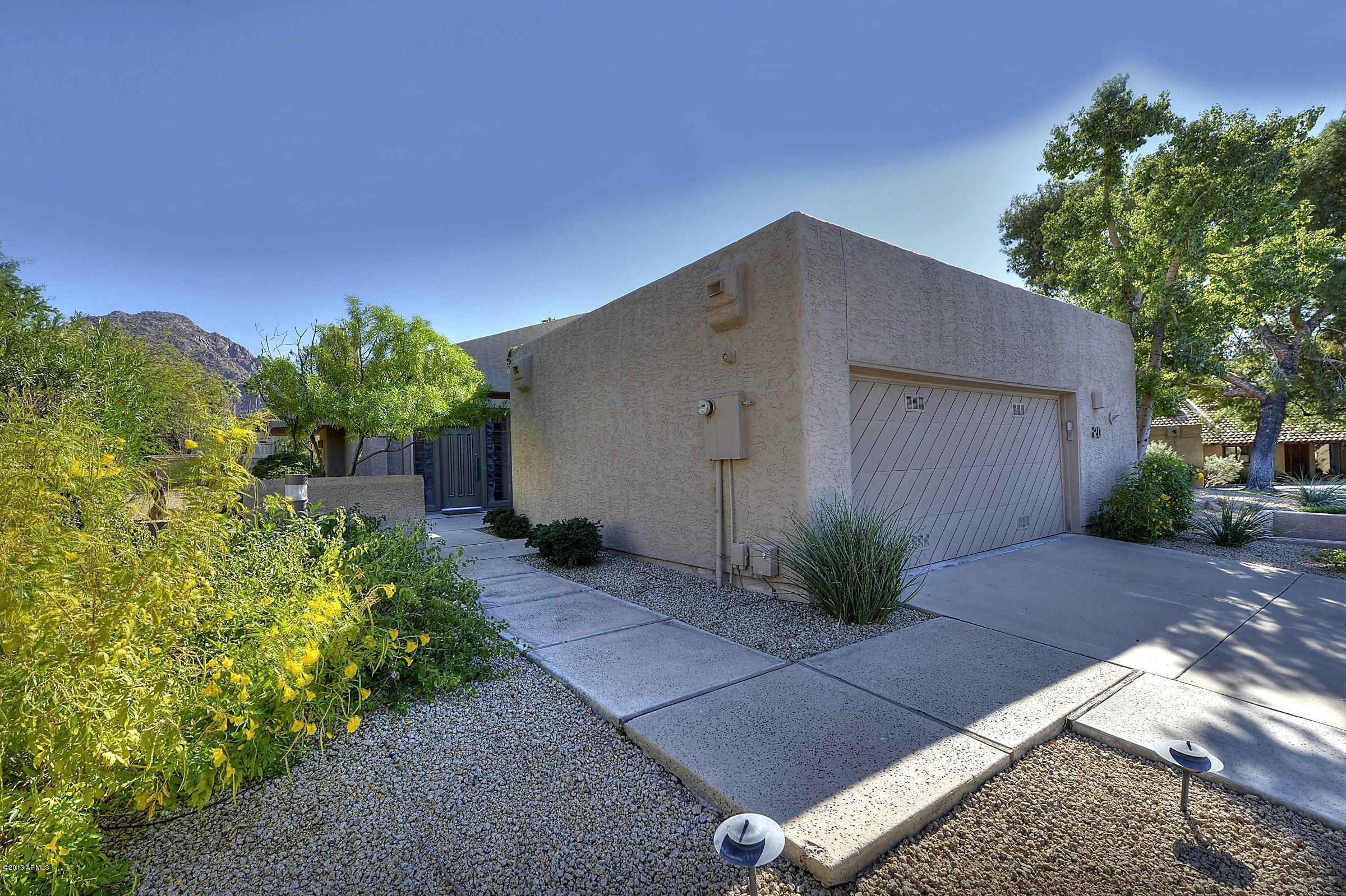 4444 East Camelback Road, Unit 20 Phoenix, AZ 85018 - Photo 3 of 26 004_Front Detail