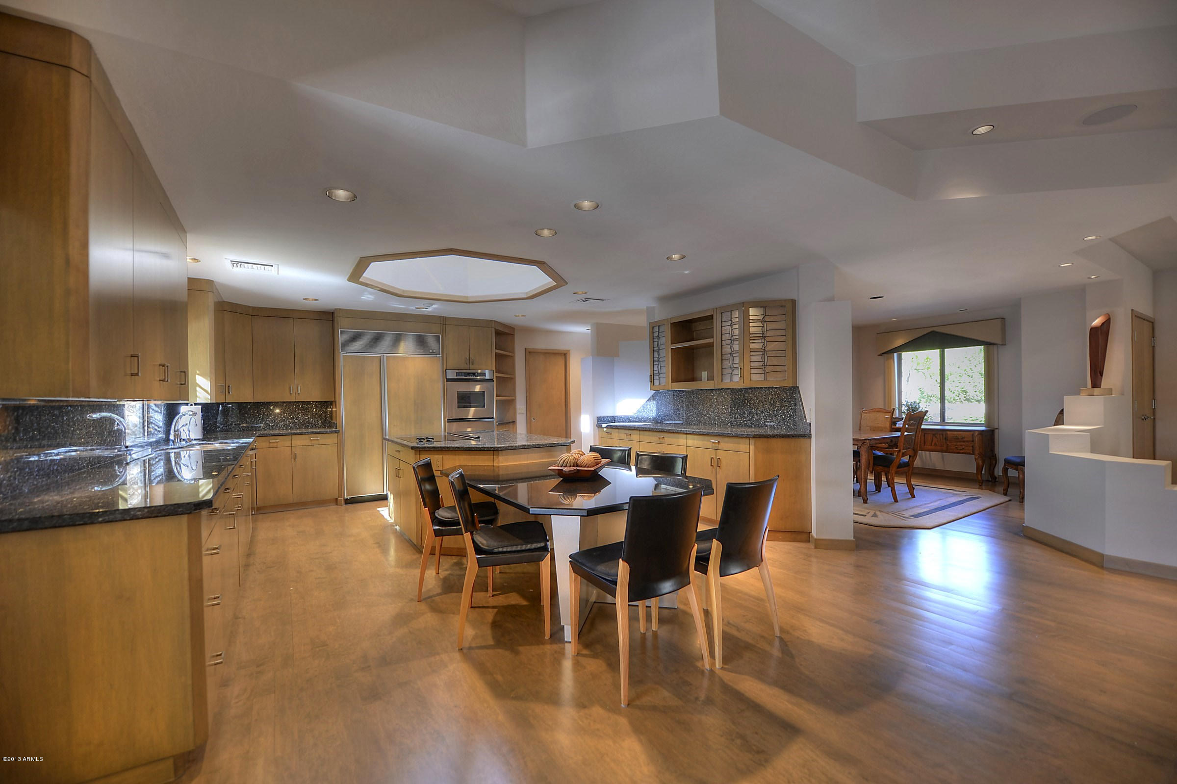 4444 East Camelback Road, Unit 20 Phoenix, AZ 85018 - Photo 8 of 26 009_Kitchen View