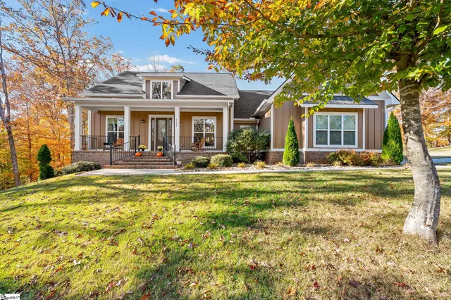 $1,395,000 | 555 Riverstead Drive, Marietta, SC 29661