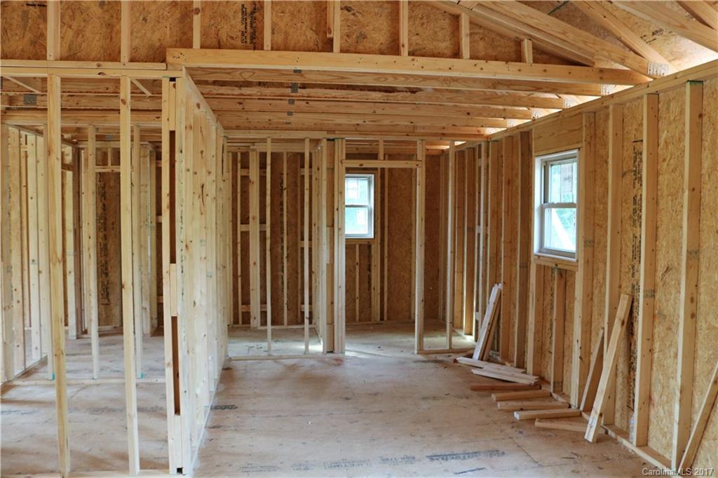 39 Sams Road Weaverville, NC 28787 - Photo 8 of 16 Gallery Image 8