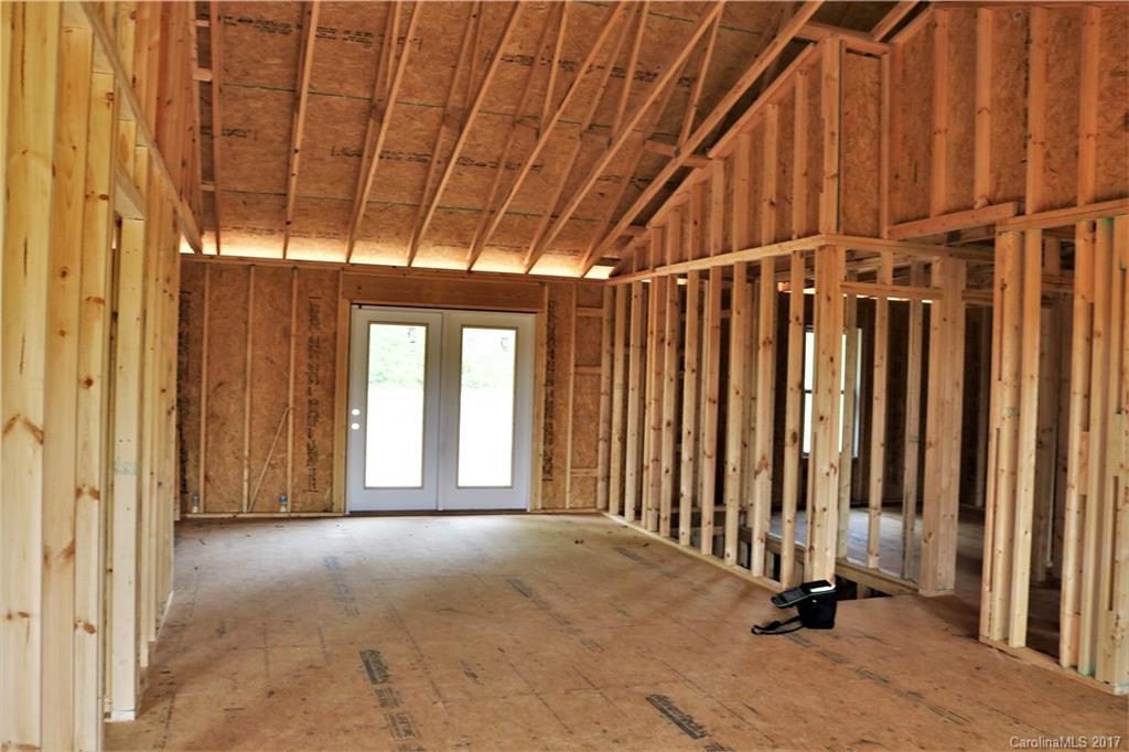39 Sams Road Weaverville, NC 28787 - Photo 9 of 16 Gallery Image 9