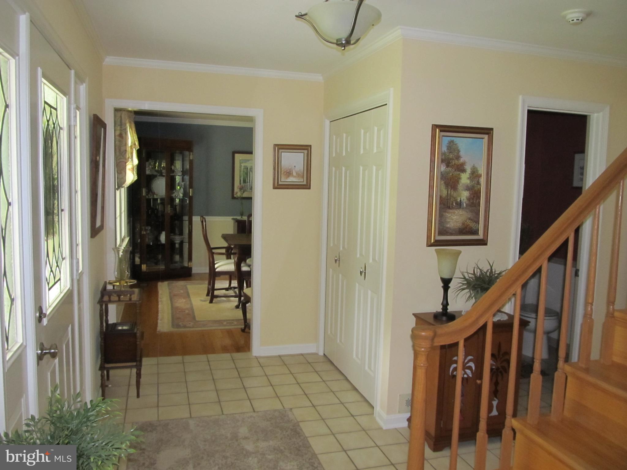 5 Ridgecliff Court Kingsville, MD 21087 - Photo 16 of 43 Foyer
