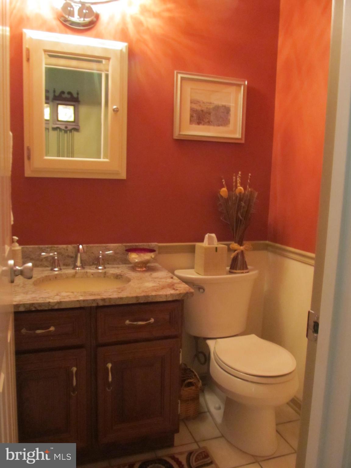 5 Ridgecliff Court Kingsville, MD 21087 - Photo 26 of 43 Powder Room on main level