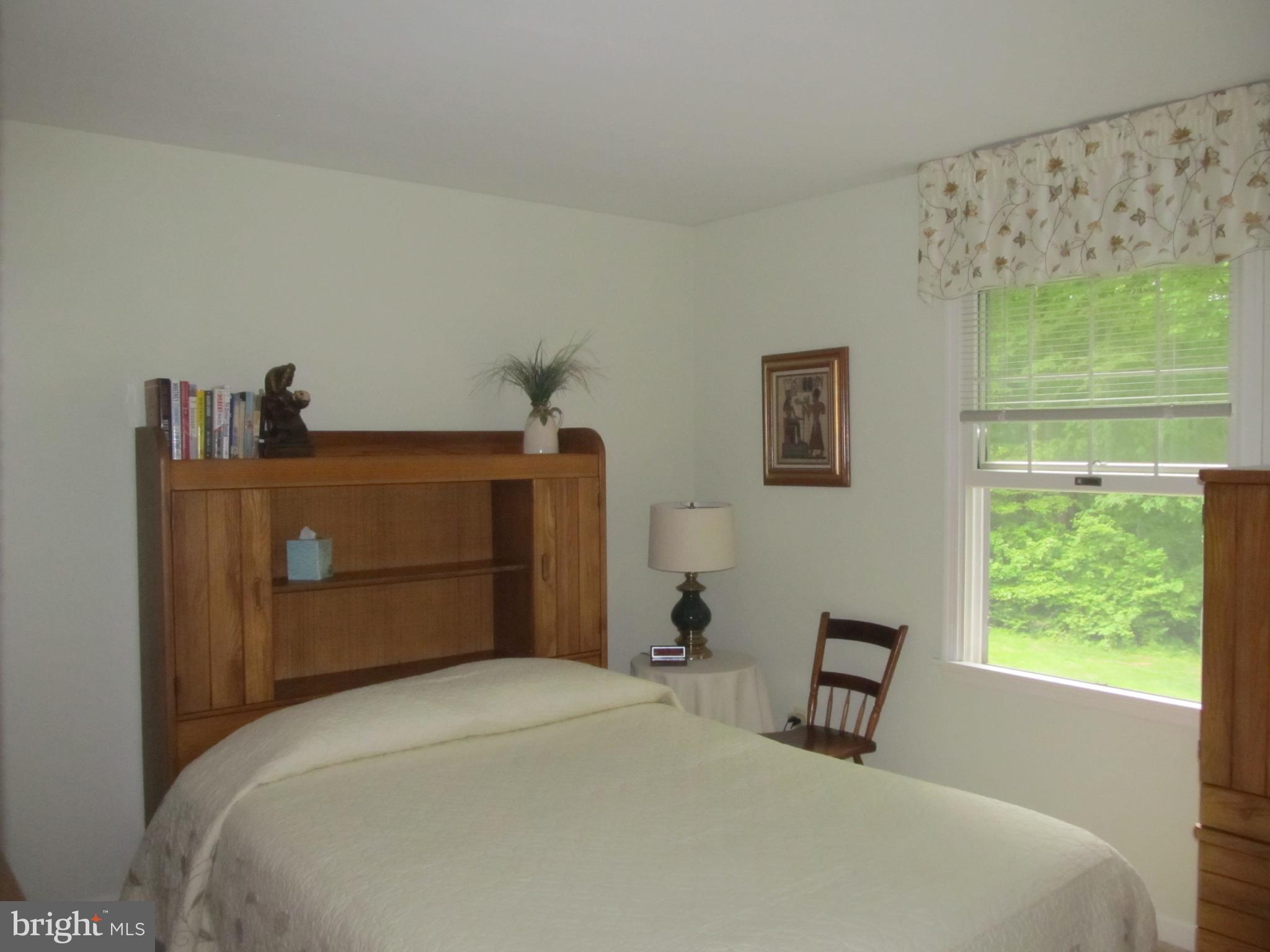 5 Ridgecliff Court Kingsville, MD 21087 - Photo 34 of 43 Bedroom #3 w/queen bed is larger than appears