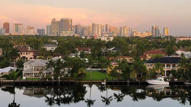 $499,000 | 333 Sunset Drive, Unit 503, Fort Lauderdale, FL 33301